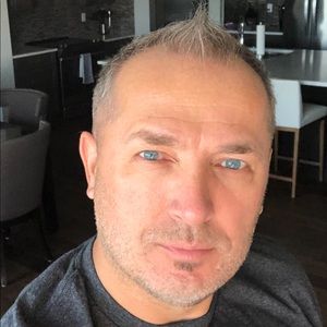 Meet your Posher, Mitchell